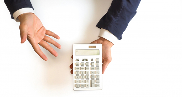 2,蜂の巣駆除のお見積りは、現地で状況を確認後にお見積りいたします。